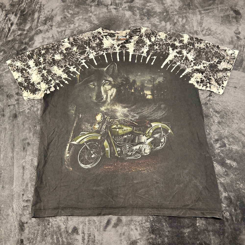 Vintage-Inspired Black Wolf & Motorcycle Graphic Tee